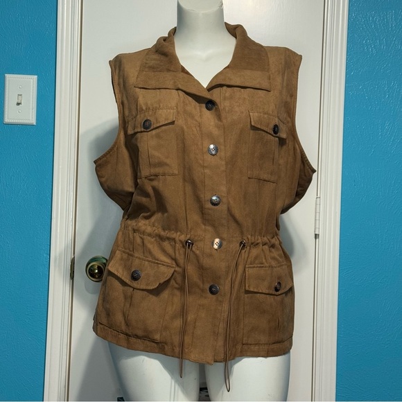DRAPER’S & DAMON’S Brown Sleeveless Faux Suede Microfiber Women's Jacket in 2X - Picture 3 of 16